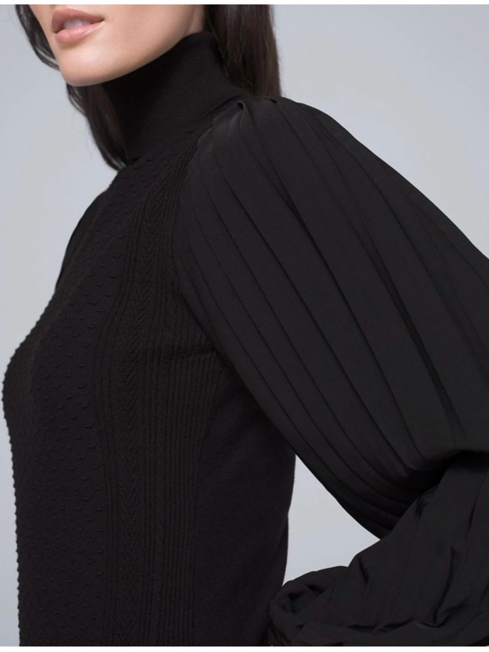 White House Black Market Turtleneck Sweater Pleated
Sleeves Small Black